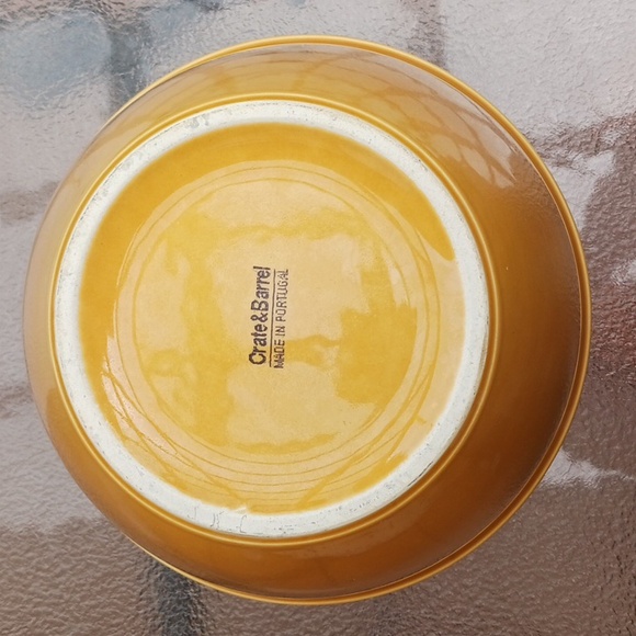 Crate and Barrel Nesting Bowl - Picture 5 of 5